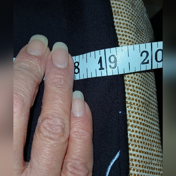 Ann Taylor Loft women's 8 wool blend embroidered black skirt blue tan floral - Picture 9 of 10